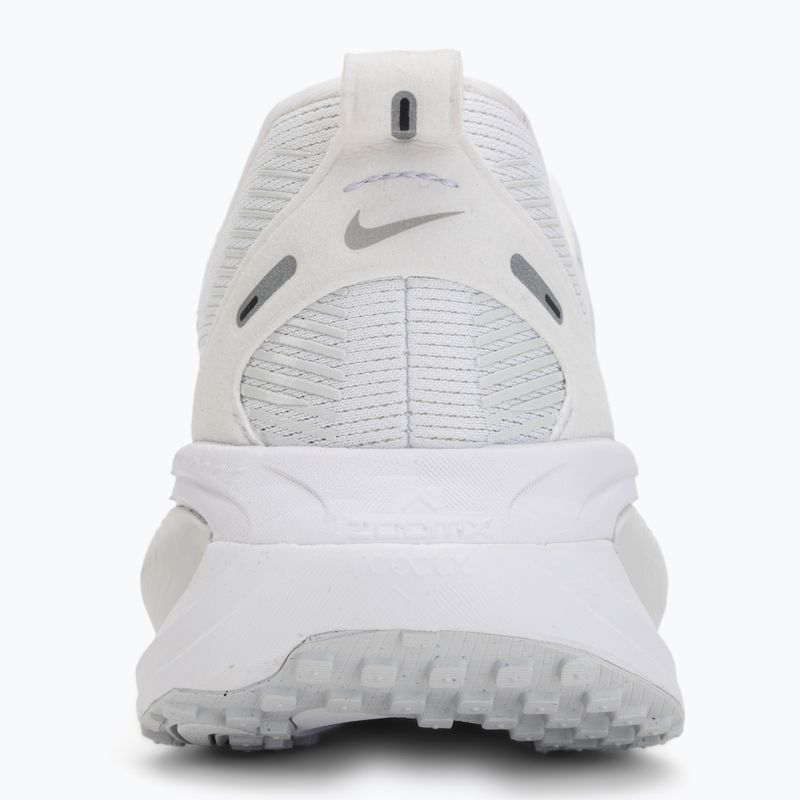 Dámské běžecké boty Nike Vomero 18 white/photon dust/metallic silver 6