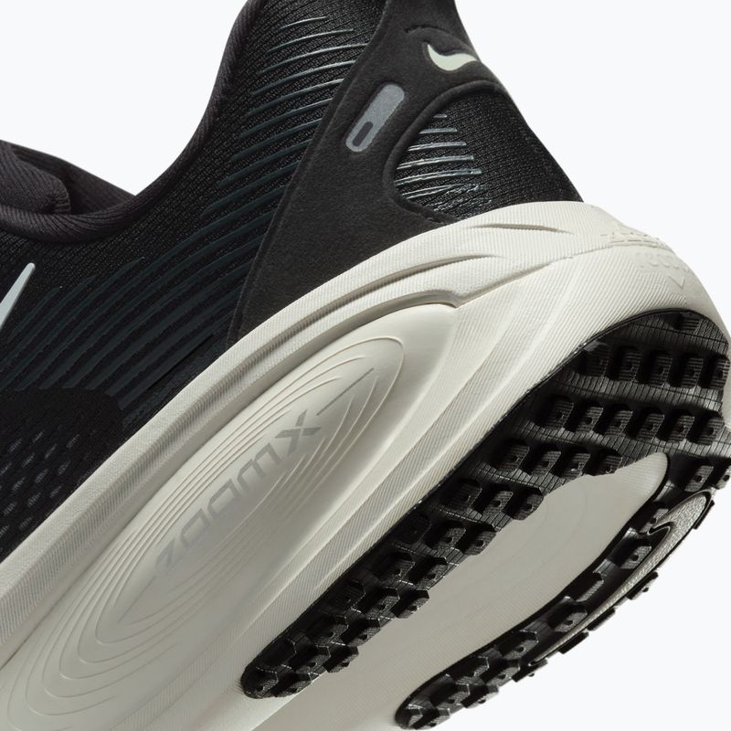 Pánské běžecké boty Nike Vomero 18 Vomero 18 IF0514 black/coconut milk/summit white 12