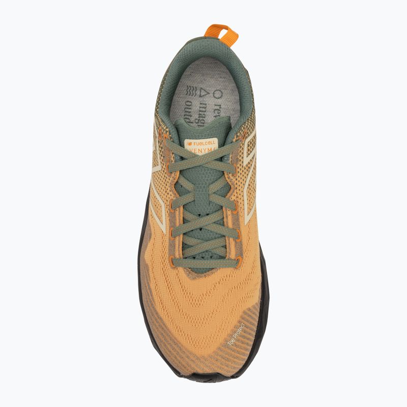Pánské běžecké boty New Balance FuelCell Venym dried apricot 5