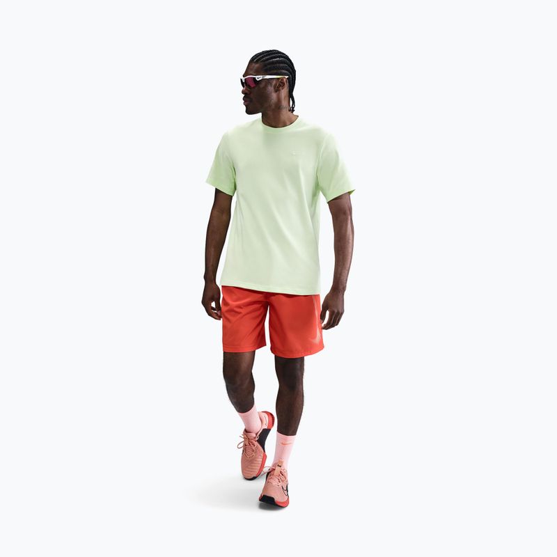 Pánské tréninkové tričko Nike Dri-Fit Primary light liquid lime/light liquid lime 2