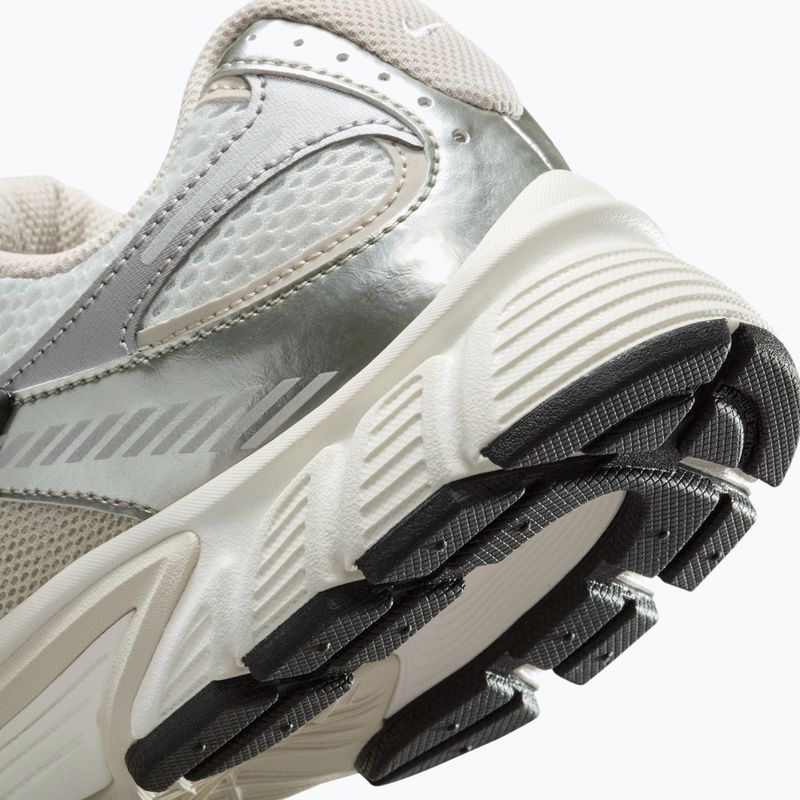 Dámské boty Nike V5 RNR summit white/sail/black/light orewood brown 8
