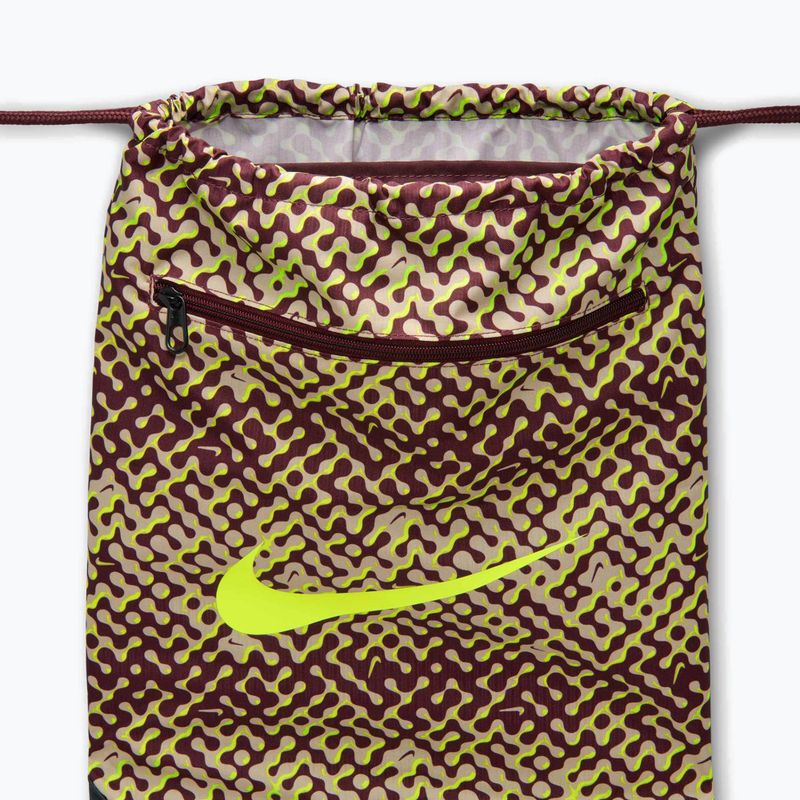 Vak Nike Brasilia 9.5 18 l burgundy crush/black/volt 3