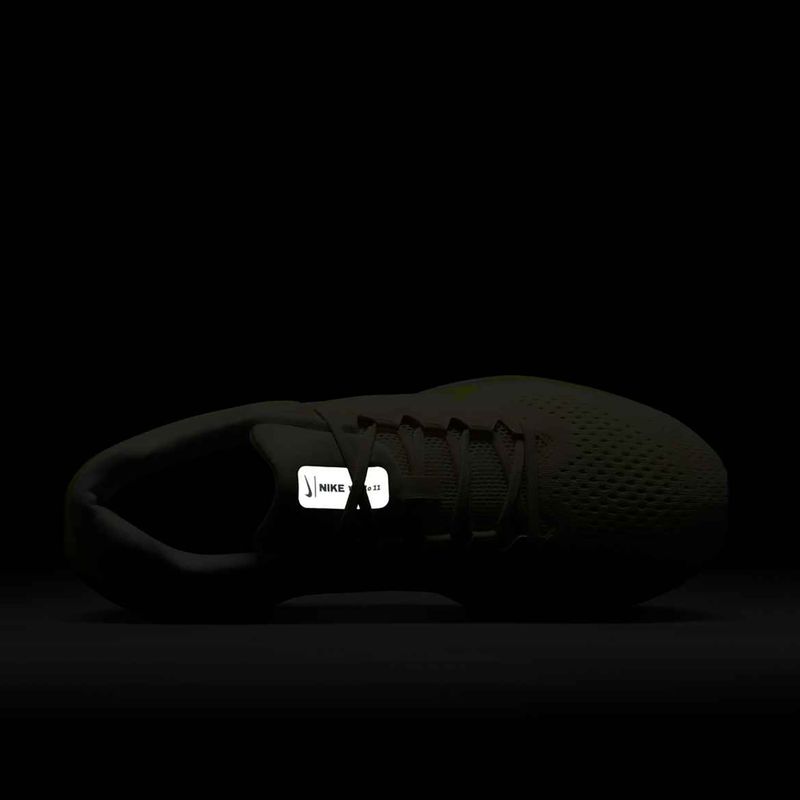 Pánské běžecké boty Nike Winflo 11 coconut milk/neon yellow/light zitron/volt 11