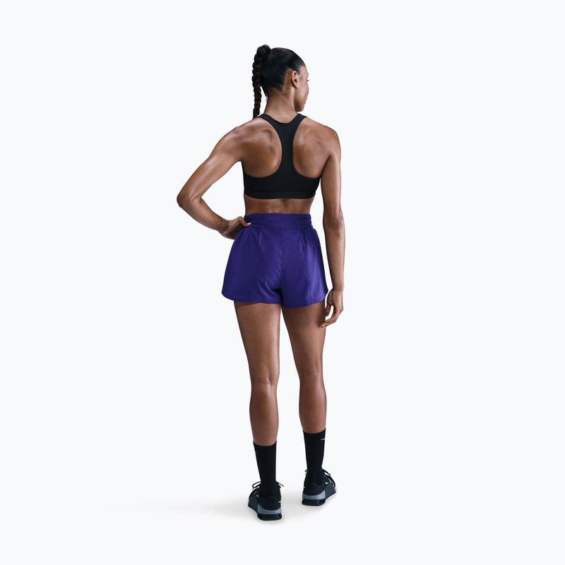 Sportovní podprsenka Nike Swoosh Medium Support black/white 3