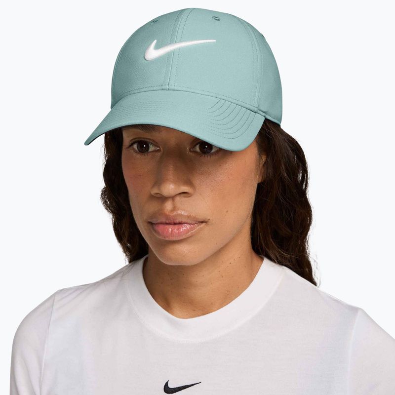 Kšiltovka Nike Dri-FIT Club cannon/white 5