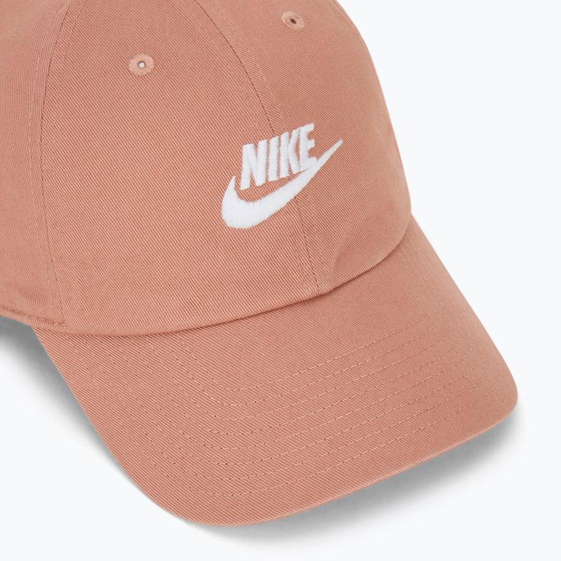 Kšiltovka Nike Club Unstructured Futura Wash rose gold/white 3