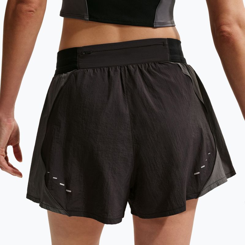 Dámské šortky Nike Swift UV Repel High-Waisted black/iron grey 4