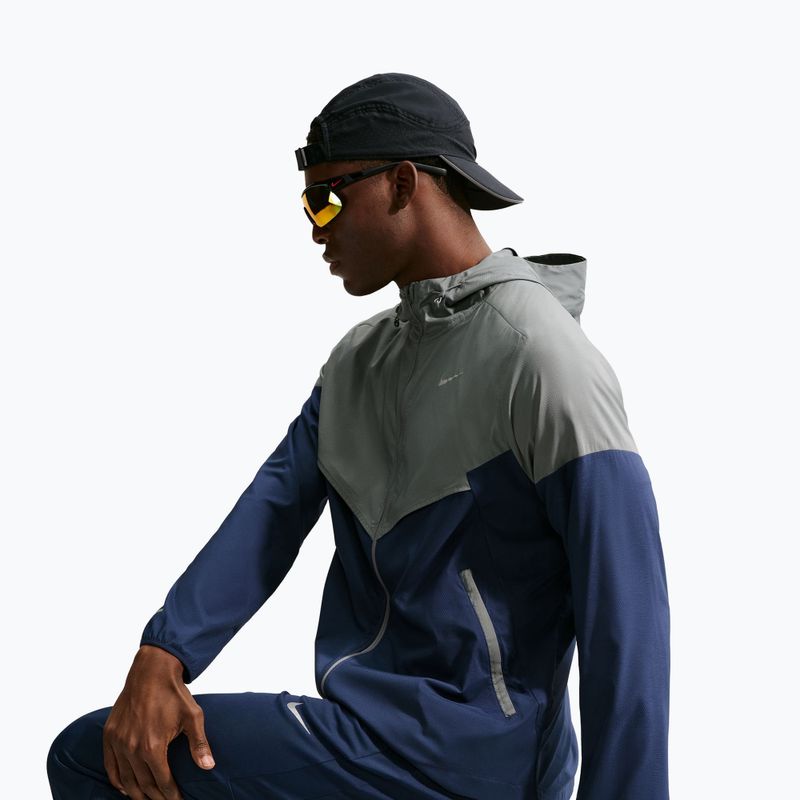 Pánské běžecké kalhoty Nike Challenger Dri-Fit midnight navy 4