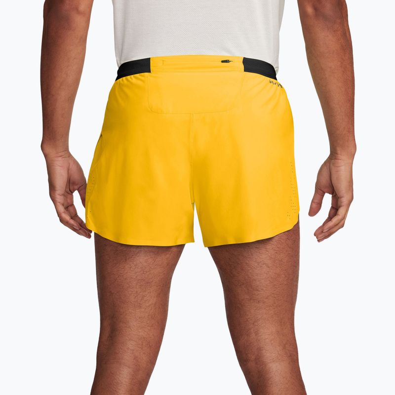 Pánské běžecké šortky Nike AeroSwift Dri-Fit ADV 4" laser orange/black 2