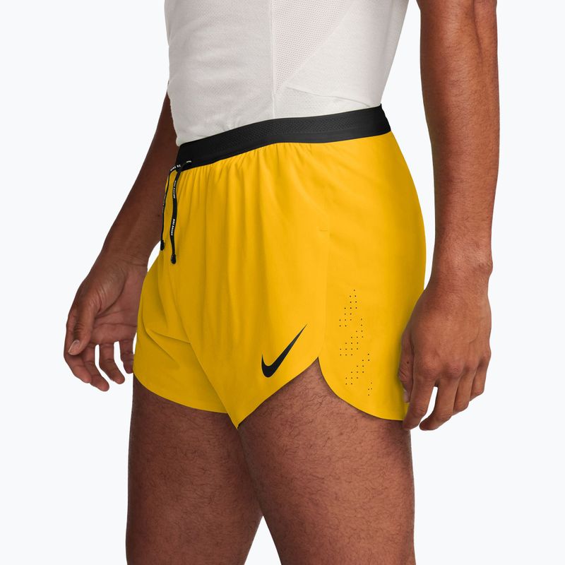 Pánské běžecké šortky Nike AeroSwift Dri-Fit ADV 4" laser orange/black 3