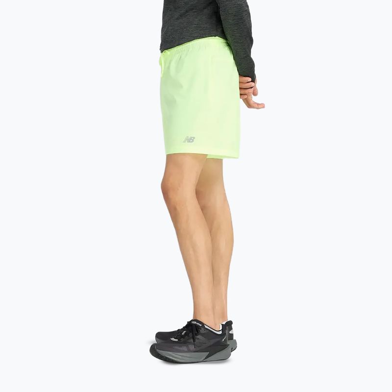 Pánské běžecké šortky New Balance Sport Essential 5" afterglow 3