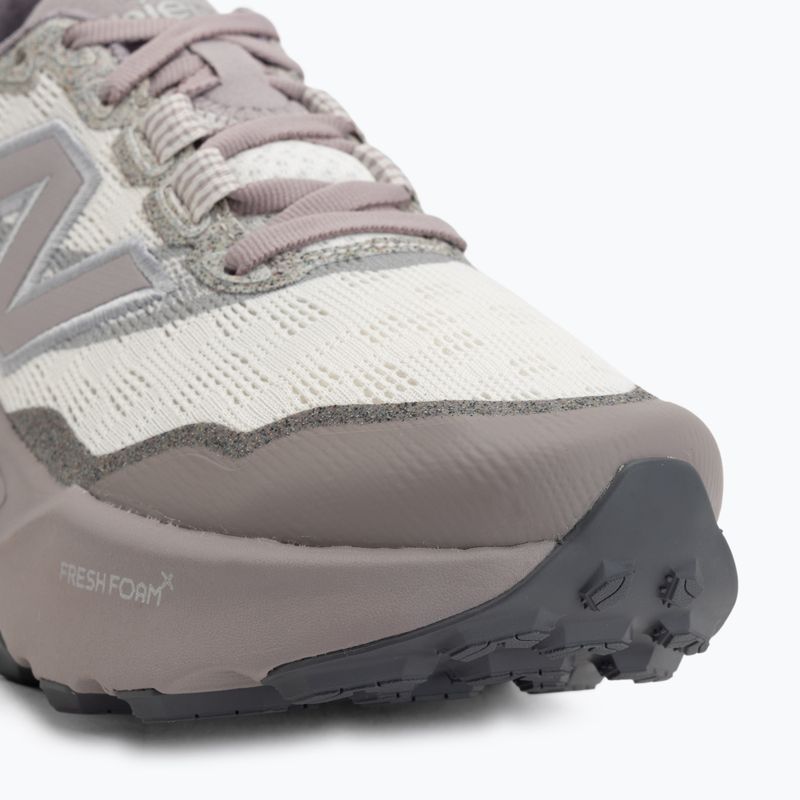 Dámské běžecké boty New Balance Fresh Foam X Hierro V9 sea salt/truffle salt 7