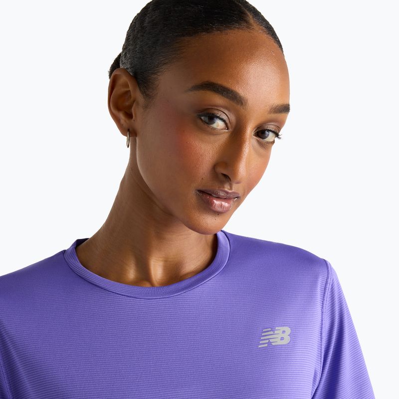 Dámské běžecké tričko New Balance Essentials electric purple 3