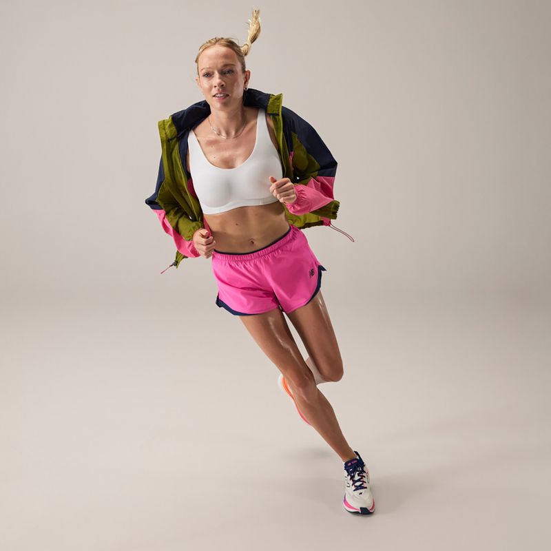 Dámské běžecké šortky New Balance Run Essentials 3" pink heat 9