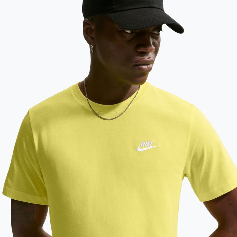 Pánské tričko Nike Sportswear Club sonic yellow 5