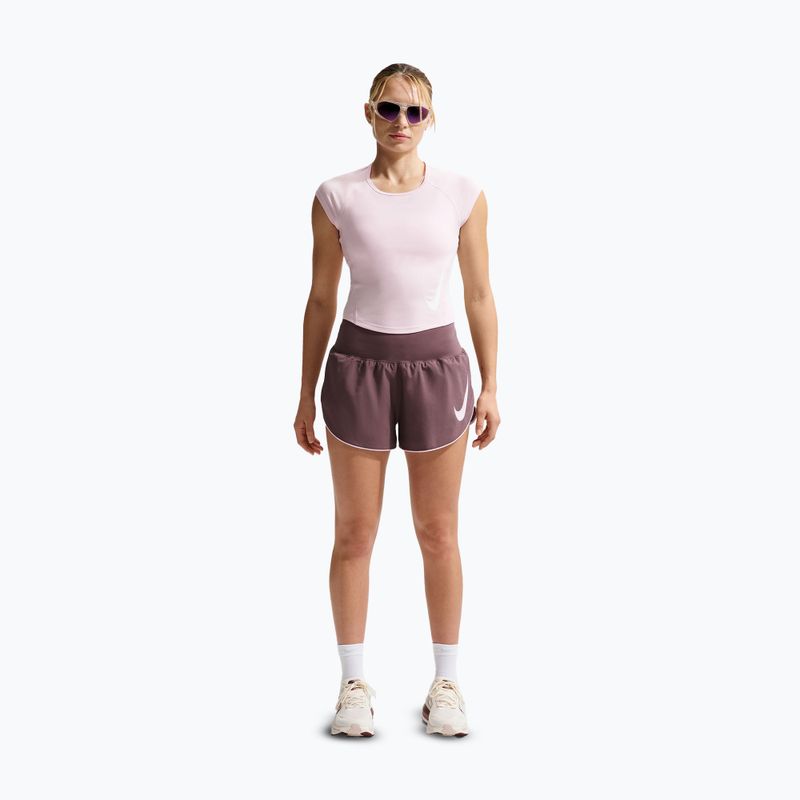 Dámské běžecké šortky Nike Tempo Swoosh Dri-Fit Mid-Rise s vnitřní slipovou vložkou tattoo/pin foam 2