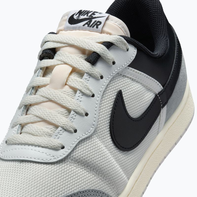 Buty męskie  Nike Air Jordan Skyline Low summit white/light smoke grey/black 8