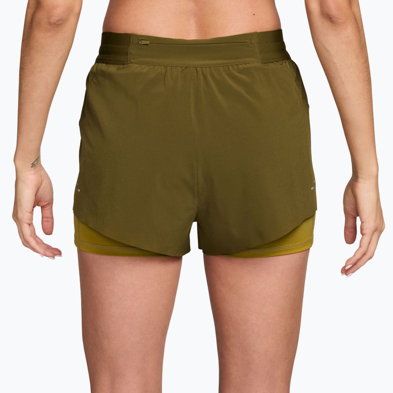 Dámské běžecké šortky Nike Swift Mid-Rise 2in1 Olive Flak/Peat Moss 2