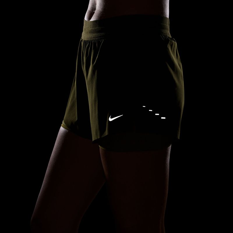 Dámské běžecké šortky Nike Swift Mid-Rise 2in1 Olive Flak/Peat Moss 5