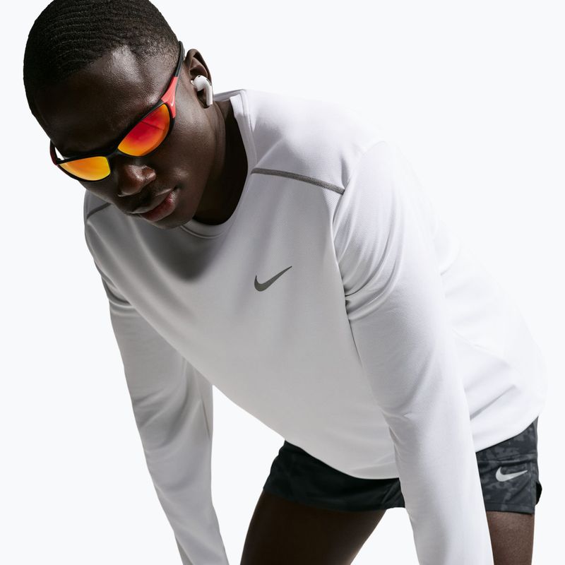 Pánské běžecké tričko Longsleeve Nike Miler Dri-Fit UV white 4
