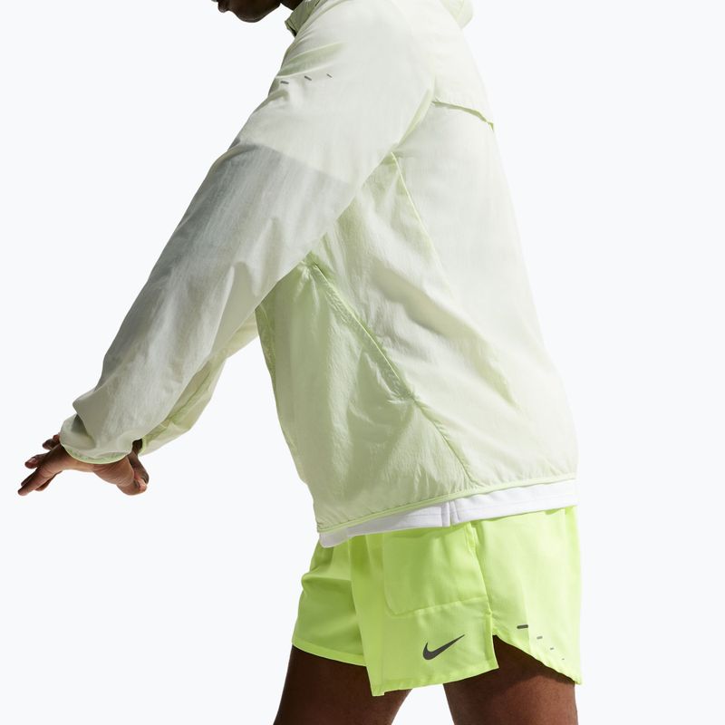 Pánské šortky Nike Stride Dri-Fit Brief-Lined 5" volt ice 6