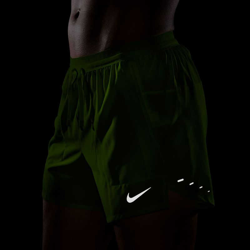 Pánské šortky Nike Stride Dri-Fit Brief-Lined 5" volt ice 7