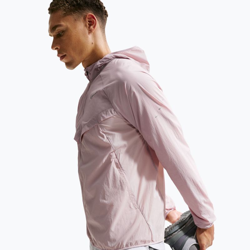 Pánská běžecká bunda Nike Stride Repel UV particle rose/silt red 5