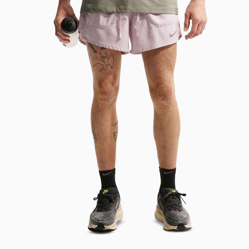 Pánské šortky Nike Stride Dri-Fit Brief-Lined 5" particle rose