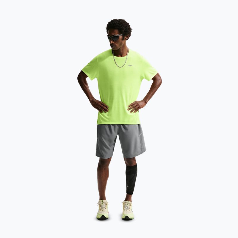 Pánské běžecké šortky Nike Miler Dri-Fit 9" smoke grey/smoke grey 2