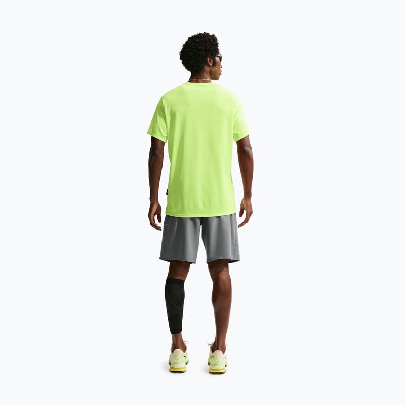 Pánské běžecké šortky Nike Miler Dri-Fit 9" smoke grey/smoke grey 3