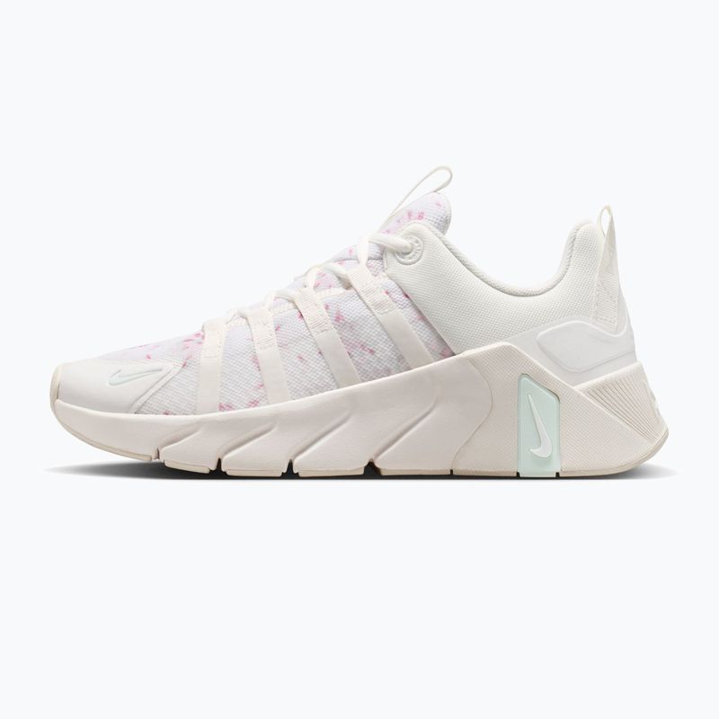 Dámské tréninkové boty Nike Free Metcon 7 SE sail/light orewood brown/barely green 9