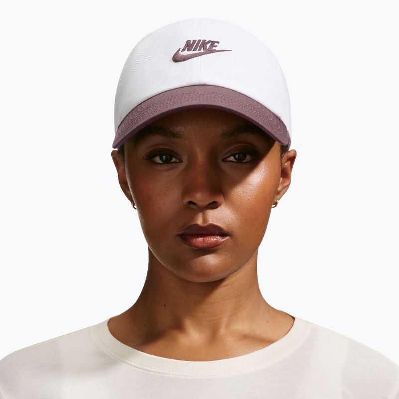 Kšiltovka Nike Club Unstructured Futura Wash white/tattoo/tattoo 3