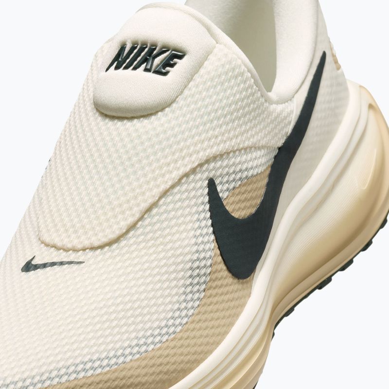 Pánské běžecké boty Nike Revolution 8 EasyOn pale ivory/sail/linen/black spruce 3