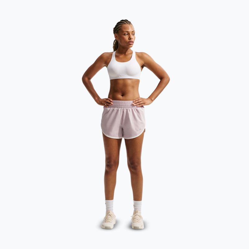 Dámské tréninkové šortky Nike One Woven Brief-Lined platinum violet/sail 2