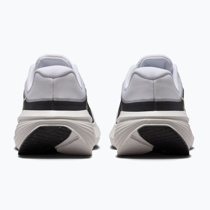 Dámské běžecké boty Nike Downshifter 14 white/summit white/metallic silver 13