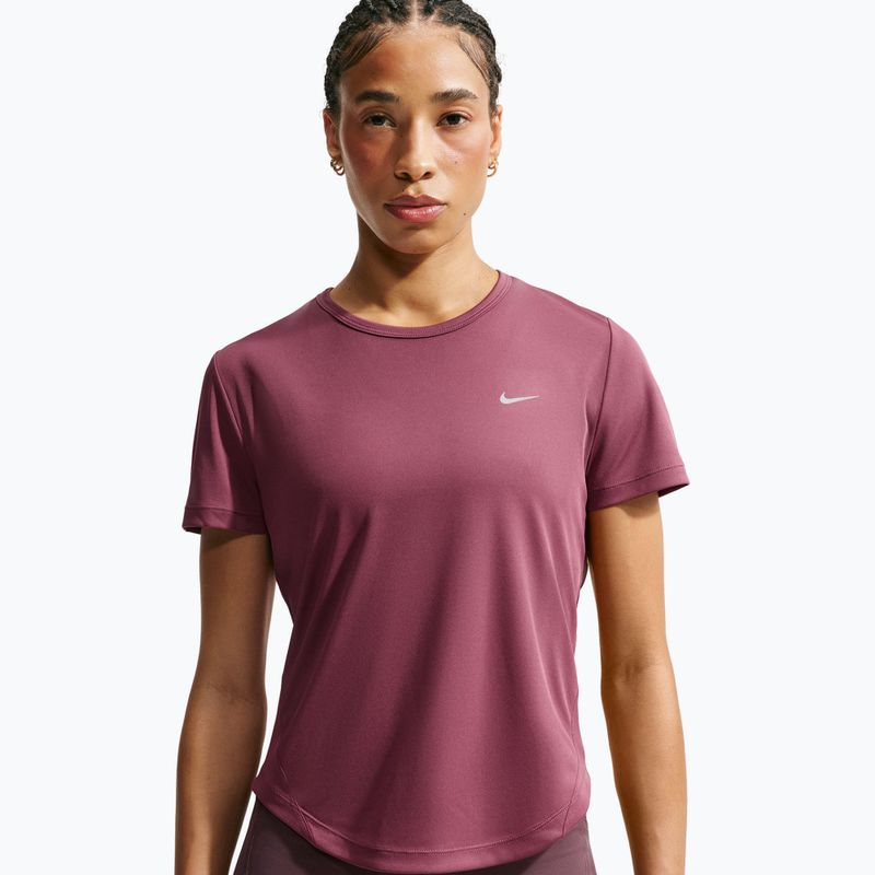 Dámské běžecké tričko Nike Tempo pink smoke 4