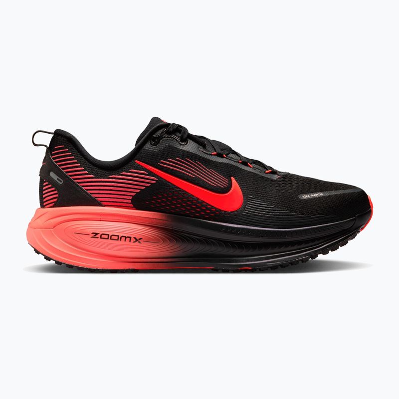 Pánské běžecké boty Nike Vomero 18 black/university red/bright crimson 8