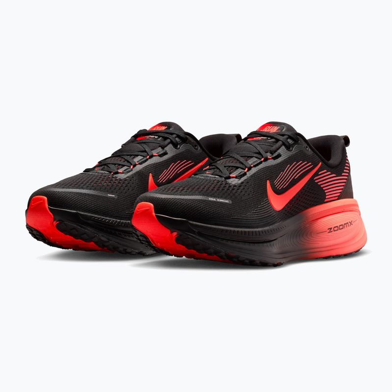 Pánské běžecké boty Nike Vomero 18 black/university red/bright crimson 10