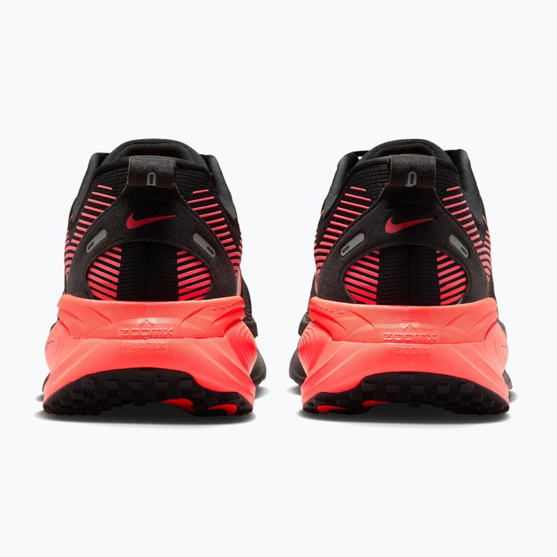Pánské běžecké boty Nike Vomero 18 black/university red/bright crimson 13