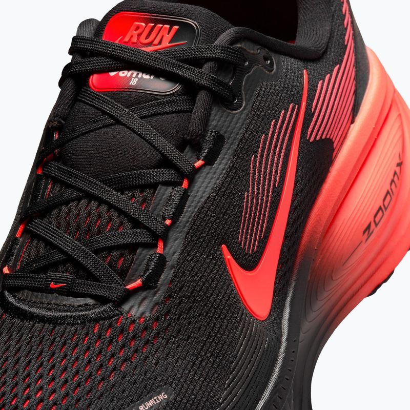 Pánské běžecké boty Nike Vomero 18 black/university red/bright crimson 14