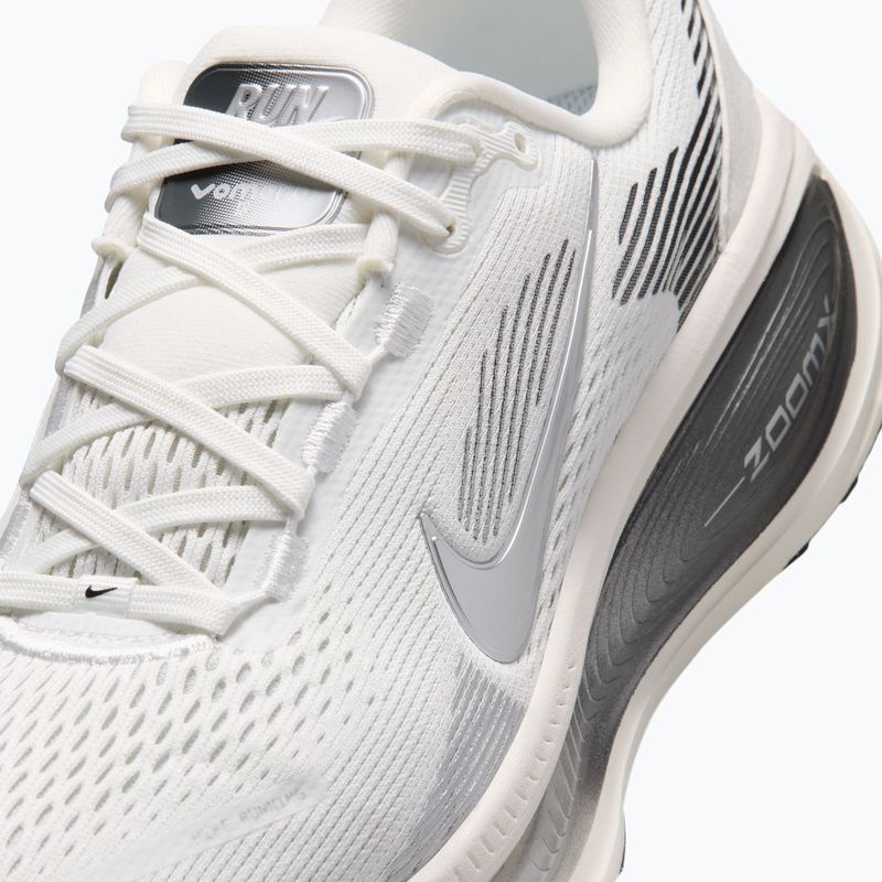 Dámské běžecké boty Nike Vomero 18 summit white/sail/metallic silver 12