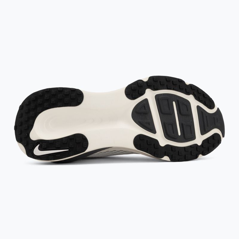 Dámské běžecké boty Nike Vomero 18 summit white/sail/metallic silver 4