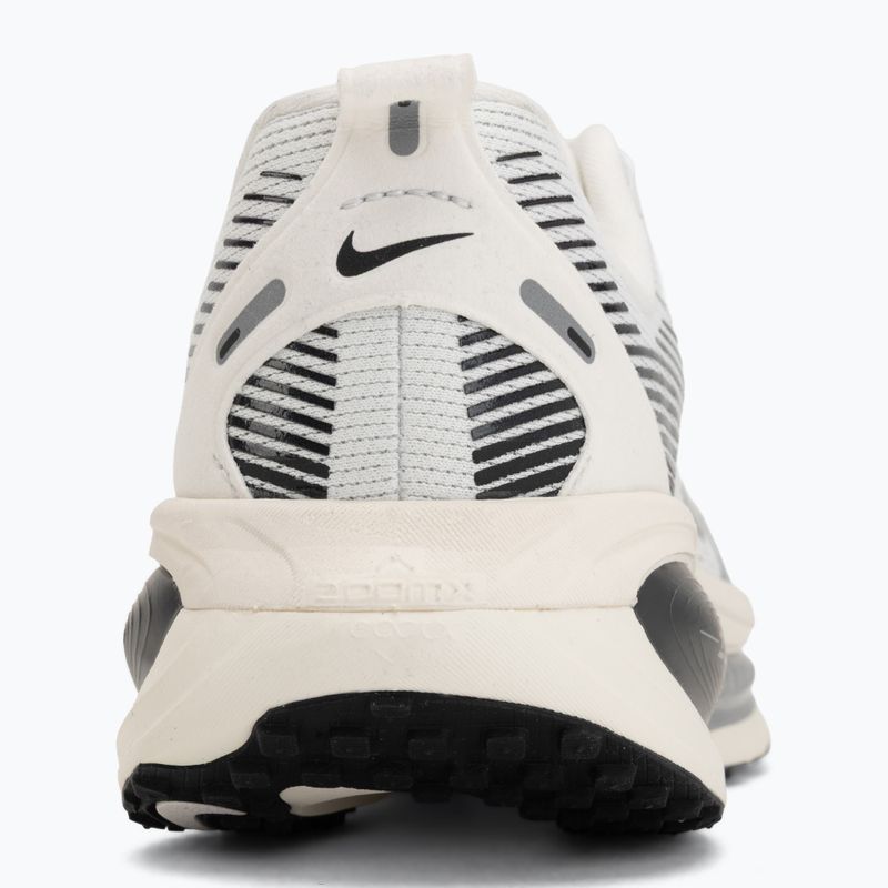 Dámské běžecké boty Nike Vomero 18 summit white/sail/metallic silver 6