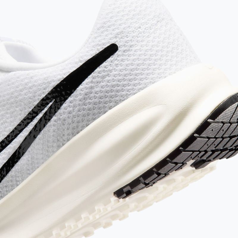 Dámské běžecké boty Nike Run Defy white/sail/off white/black 9