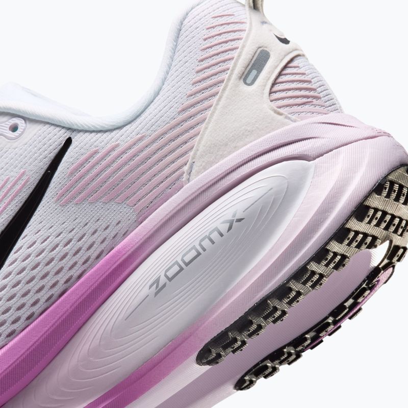 Dámské běžecké boty Nike Vomero 18 Wide bílá/bleached lilac/světle magenta/černá 11