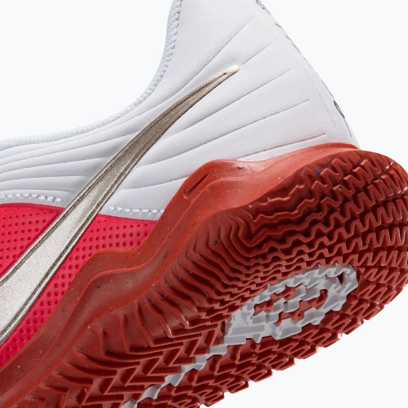 Dětské kopačky Nike Jr. Tiempo Maestro Club white/bright crimson/blur 12