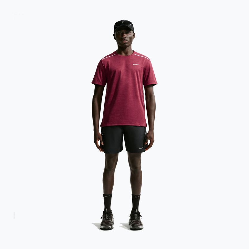 Pánské běžecké tričko Nike Miler Dri-Fit UV tough red/mystic dates 2