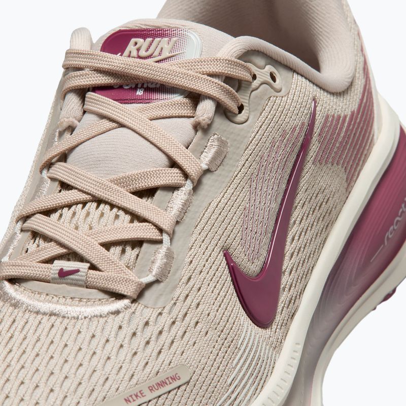 Běžecké boty Nike Vomero 18 cream ii/sail/pink smoke 12