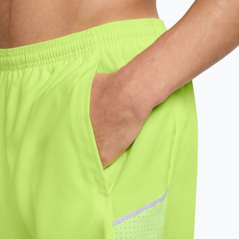 Pánské šortky Nike Miler Dri-Fit Brief Lined 5" light lemon twist 4
