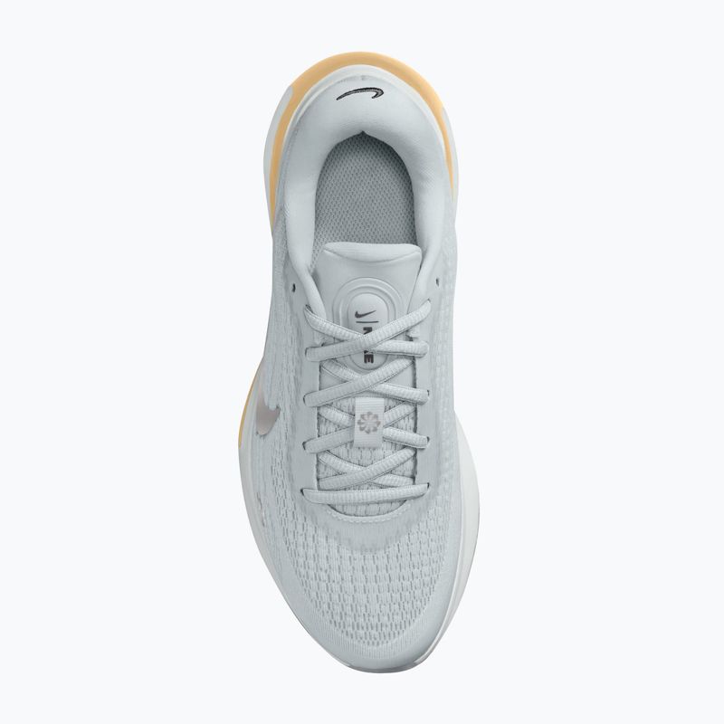 Dámské běžecké boty Nike Journey Run pure platinum/metallic silver 9